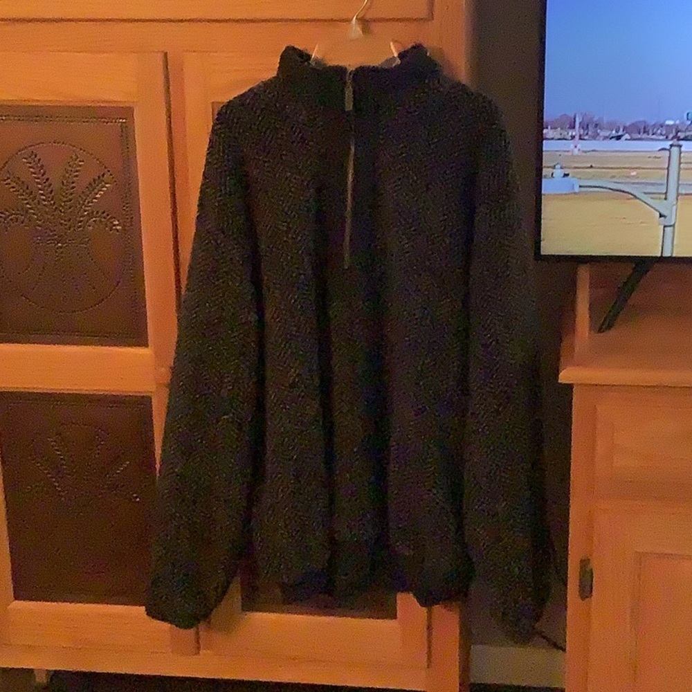 Elements mens quarter zip fleece, size L